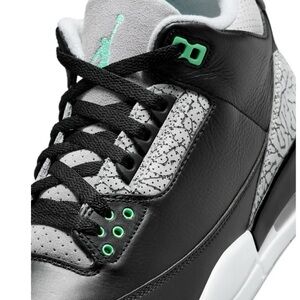 Air Jordan 3 retro green glow